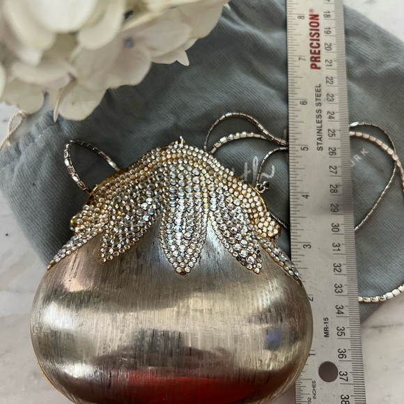 RARE JUDITH LEIBER VINTAGE GOLD WITH CRYSTALS EVENING BAG - Picture 10 of 14